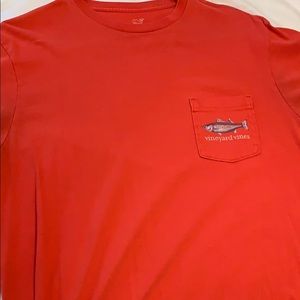 Men’s small coral  vineyard vines T-shirt
